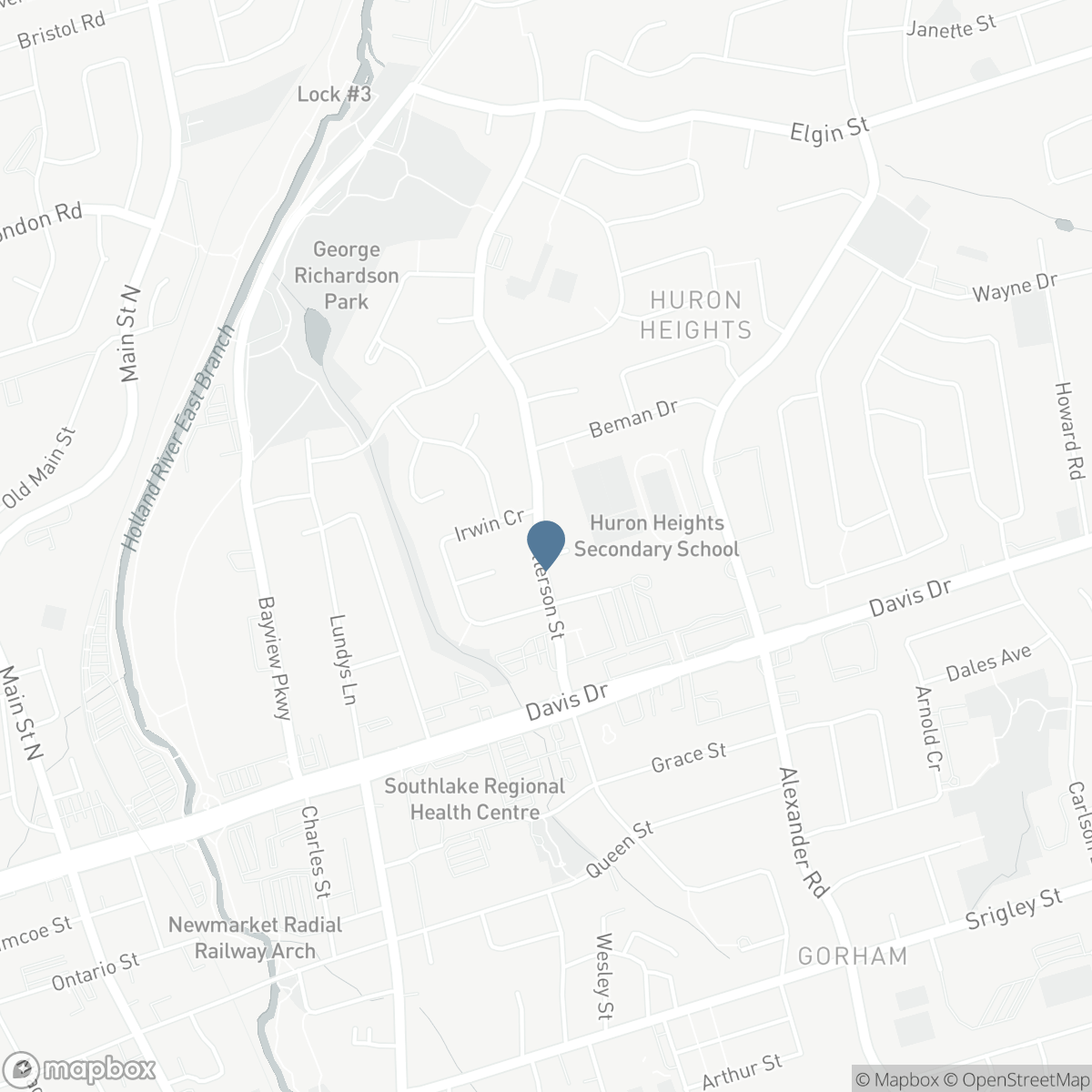 701 LEEDER COURT, Newmarket, Ontario L3Y 5A8